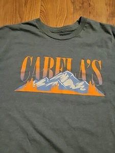 Cabelas Outdoor SS Spell Out Xl Tshirt Likeonew Green Orange 44" Chest  - Picture 1 of 4