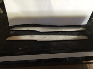 A MICHELSEN stainless flatware ARNE JACOBSEN 2 Individual Dinner Knife 7 3/8" - Picture 1 of 7