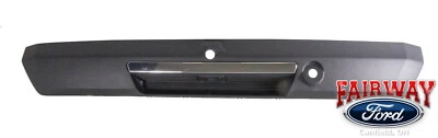Manija de puerta trasera cromada Ford Super Duty 17 a 19 Super Duty OEM con cámara HC3Z-9943400-NB Foto 1 de 4