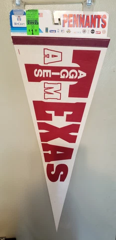 TEXAS A&M AGGIES NCAA VINTAGE RETRO FELT PENNANT  7/29/22 Cover