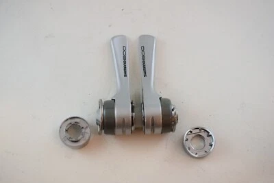 Juego de palanca de cambios Shimano 600 Ultegra sl 6401 2/3 x 8 velocidades tubo descendente soldadura en NOS Foto 1 de 4