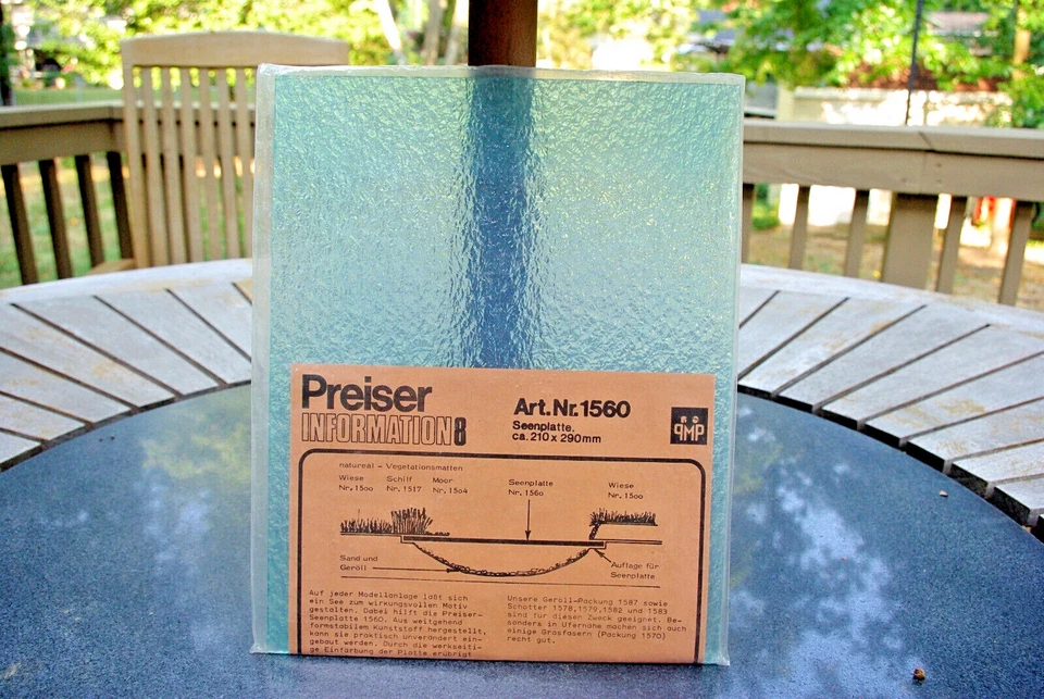 Preiser #1560 for Marklin & Faller - RARE water Mat - NOS, Textured Acrylic - Image 1 of 1
