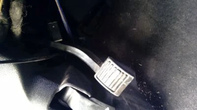 Pedal de freno de emergencia Chevrolet Silverado 1500 LT 2012 467368 Foto 1 de 4