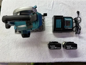 MAKITA - 36V CORDLESS SKILSAW - XSH01 W/ 2 BL1850B BATTERIES & 1 DC18SD CHARGER - Picture 1 of 23