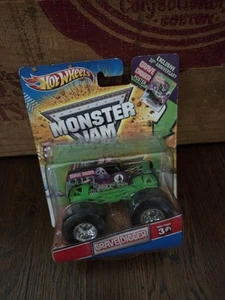 Hot Wheels Monster Jam Grave Digger 30th Anniversary Monster Truck With Poster - Picture 1 of 5