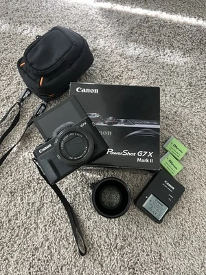 Canon PowerShot G7 x Mark II Digital Camera with Accessories - Image 1 of 4