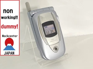 【Factice !】 TOSHIBA J-T08 (couleur argent) JPHONE - téléphone portable Japon qui ne fonctionne pas - Photo 1 sur 3