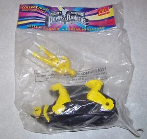 1995 MCDONALD'S KIDS MEAL TOY - YELLOW RANGER WITH BEAR NINJAZORD - new in pack - Picture 1 of 2