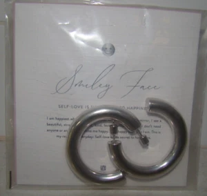 New Stella Valle Silver Tone Smiley Face Thick Hoop Earrings - Picture 1 of 5