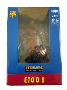 Figura de acción SAMUEL ETO'O FTChamps 12 en 30 cm FC BARCELONA pies campos rara nueva - Imagen 1 de 4