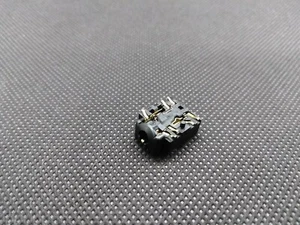 OEM Microsoft Xbox One S Model 1708 3.5mm Audio Headphone Jack Port Plug in 3472 - Picture 1 of 8