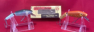 Two(2) Vintage L&S Bass-Master 1500 Series Lures  One(1) L&S mt Box - Image 1 of 4