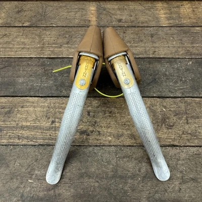 Vintage Schwinn Road Drop Bar Brake Levers Brown Hoods Non-Aero Quick Release - Image 1 of 4
