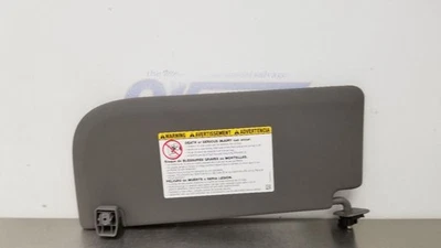 19 FORD F550 QUEBRA SOL SUPER DUTY PASSAGEIRO DIREITO CINZA COM ESPELHO - Imagem 1 de 4