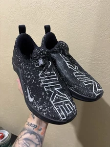 Size 7 - Nike React Metcon Black White W - Picture 1 of 6