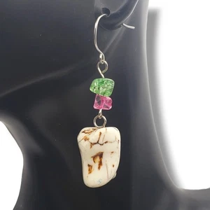 Vintage White Howlite Stone Silver Tone Dangle Drop Hook Earrings - Picture 1 of 7