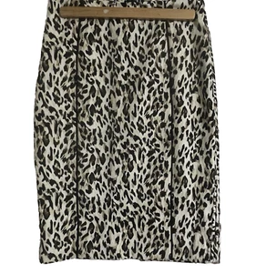 Straight Skirt Sz 2 Lined Animal Print Rayon/Poly Silky White House Black Market - Picture 1 of 9