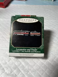 HALLMARK 1999 LIONEL 746 LOCOMOTIVA NORFOLK E WESTERN E TENDER--MINI - Foto 1 di 11