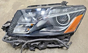 8R0941029AH | 2009 - 2012 Audi Q5 Left Self Adjusting Xenon HID Headlight OEM LH - Picture 1 of 8