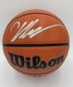 VICTOR WEMBANYAMA firmado/automático Wilson E/S Baloncesto SAN ANTONIO SPURS-FANATICS - Imagen 1 de 3