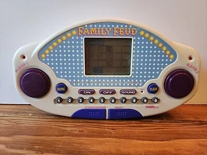 Tiger 1997 Family Feud Juego Manual Cartucho Vintage Game Show Probado y Funciona - Imagen 1 de 5