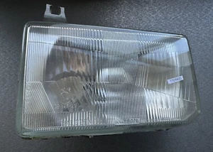 Nissan Terrano MK1 1991 VG30E Headlamp RH 2601530G00 B601030G00 - Bild 1 von 6