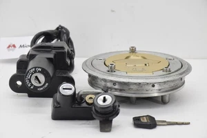 Kit Chiavi Tappo Serbatoi Originale Ducati SS 750 900 600 - Imagen 1 de 6