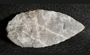 4 7/16" Rhyolite Woodland Blade Found in Southeast Iowa. Ex: James Vroom Coll. - Picture 1 of 3