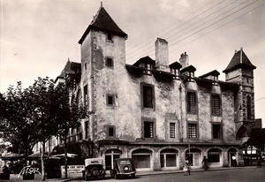 302614/ Cartolina - St. Jean de Luz - La Maison de Louis XIV - mai usata - Foto 1 di 1