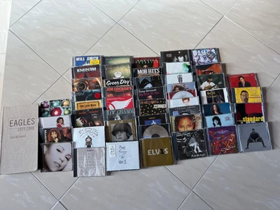 Lot of 49 Music CDs – Rock, Pop, Soul & Christmas Classics *AS IS* Foto 1 de 4