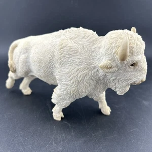 White Bison Figure Wildlife Realistic On All Fours - Picture 1 of 6