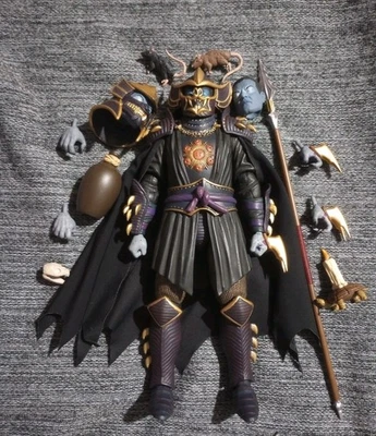 Figura NECA Ninja Turtles X Universal Monsters Ultimate Shredder As Dracula TMNT Foto 1 de 3