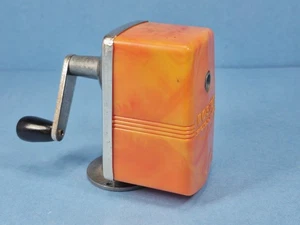 Sacapuntas Boston Bulldog naranja vintage años 50 - Imagen 1 de 12