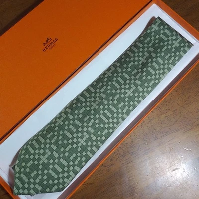 Hermes Green Check Silk Tie with Box 9cm Wide 148cm Length Used - Image 1 of 4