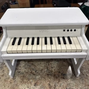 KORG Digital Tiny Piano 25 Mini keyboards For Kids Toy Hobby Used - Picture 1 of 3