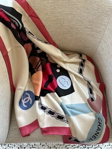 NEW 100%Auth CHANEL 21C Offwhite/Multicolour Icons 100%Silk Twill Square Scarf - Picture 1 of 23