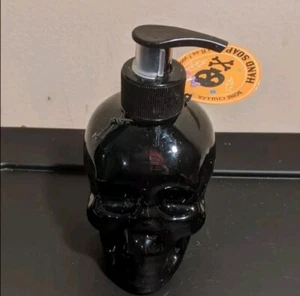 Black Skull Skeleton Scented Halloween Spooky Liquid Bottle Refillable Hand Soap - Picture 1 of 6