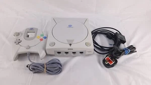 Sega Dreamcast Konsole SEGA HKT-3030, Controller, Kabel - Bild 1 von 12