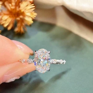 18k White Gold Ring For Engagement Lab Grown Oval 2 Carat IGI Certified Diamond - Picture 1 of 12