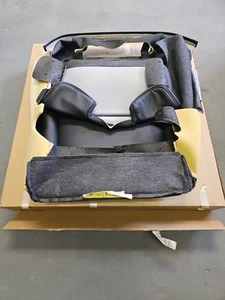 New Genuine CADILLAC XT5 FRONT LEFT DRIVER SIDE SEAT LOWER CUSHION OEM 2017-19 - Picture 1 of 4