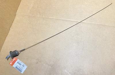 Medidor de vareta de nível de óleo do motor International 691796C1 -- Fabricante de equipamento original - Imagem 1 de 4