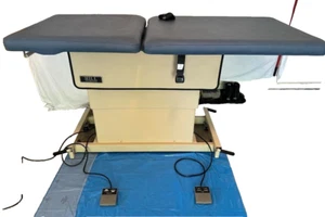 Hill HA90V medical procedure table - Picture 1 of 13
