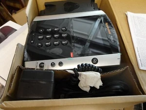 Polycom VVX 601 Corded Business Phone 16 Line PoE (AC Adapter - Photo 1/3