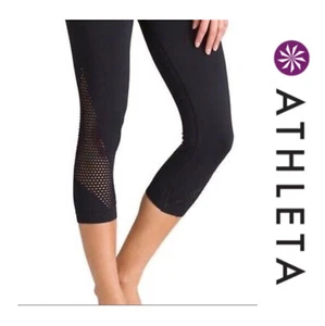 Leggings capri Athleta negros corte lazer talla pequeña - Imagen 1 de 5