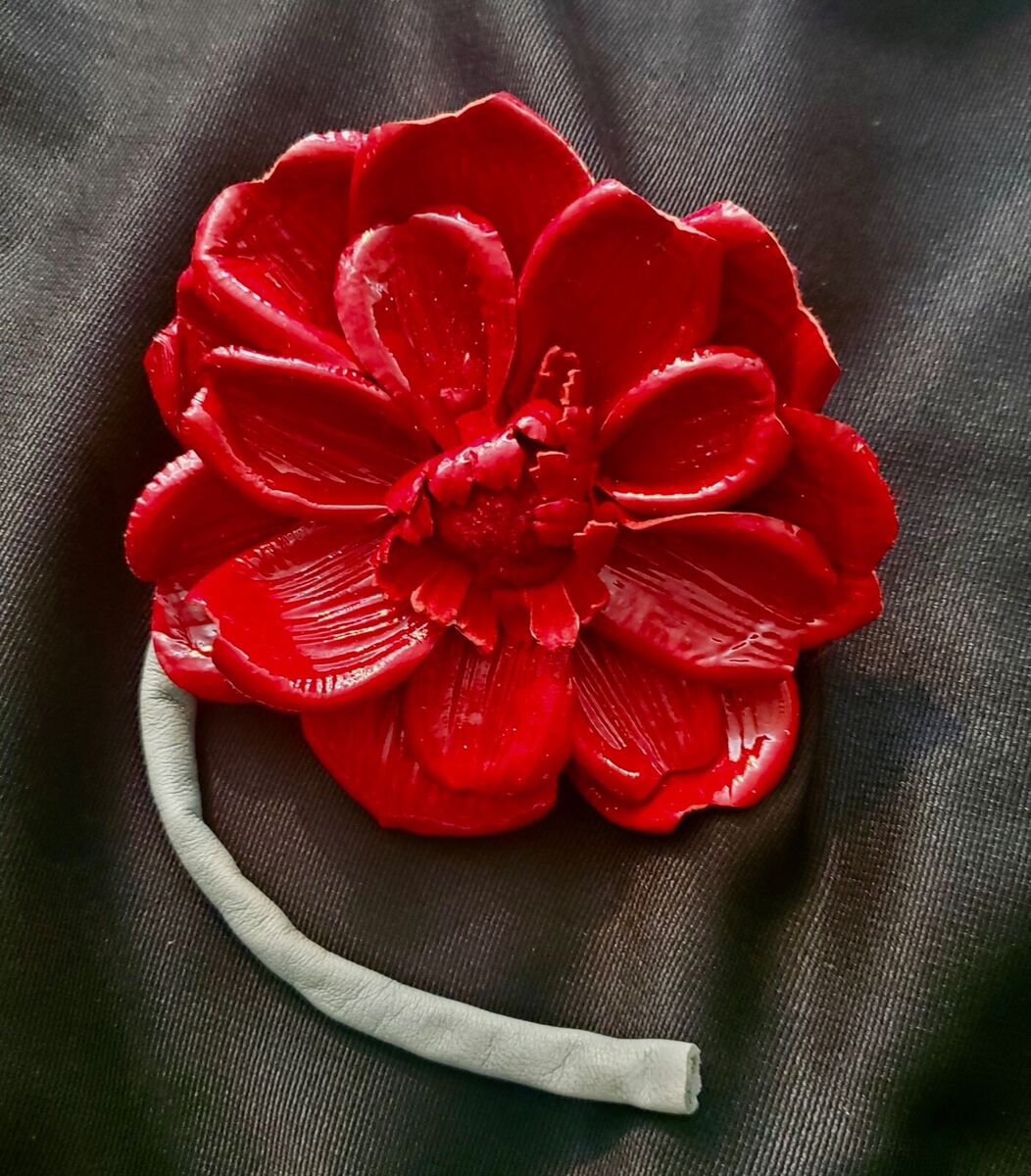 Dolce&Gabbana Red Fashion Jewelry for Sale | Shop New & Pre Dolce&Gabbana Red Fashion Jewelry for Sale | Shop New & Pre
