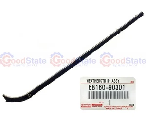 Genuine Toyota LandCruiser HJ47 Front RH Door Glass Inner Rubber Seal - Picture 1 of 2