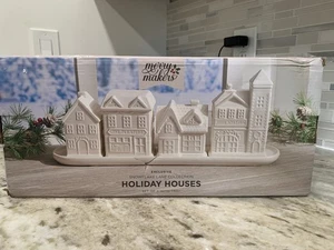 Paper Store Snowflake Lane Merry Makers Case Vacanza Set di 4 con Vassoio NUOVO - Foto 1 di 3
