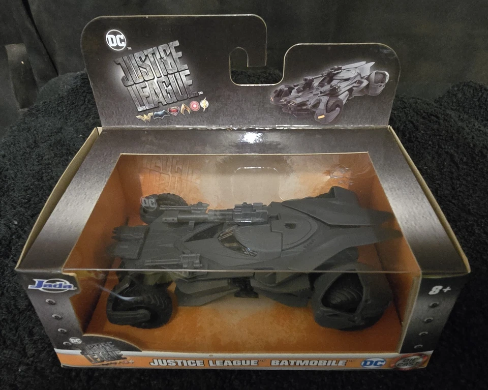 1:32 Jada Justice League 2017 - Batmobile - image 1 of 1