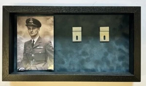 Große RAF Medaille Vitrine für 8-10 Medaillen mit Foto. Schwarzes Etui - Bild 1 von 5
