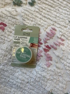 IZME Lip Sleeping Mask Mint Oil gently leaving lips Extra soft and smoothies - Picture 1 of 5